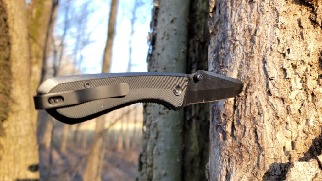 EDC Knife in Tree